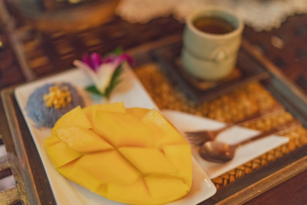 Makkha Health and spa Chiangmai Aromatherapy massage mango sticky rice