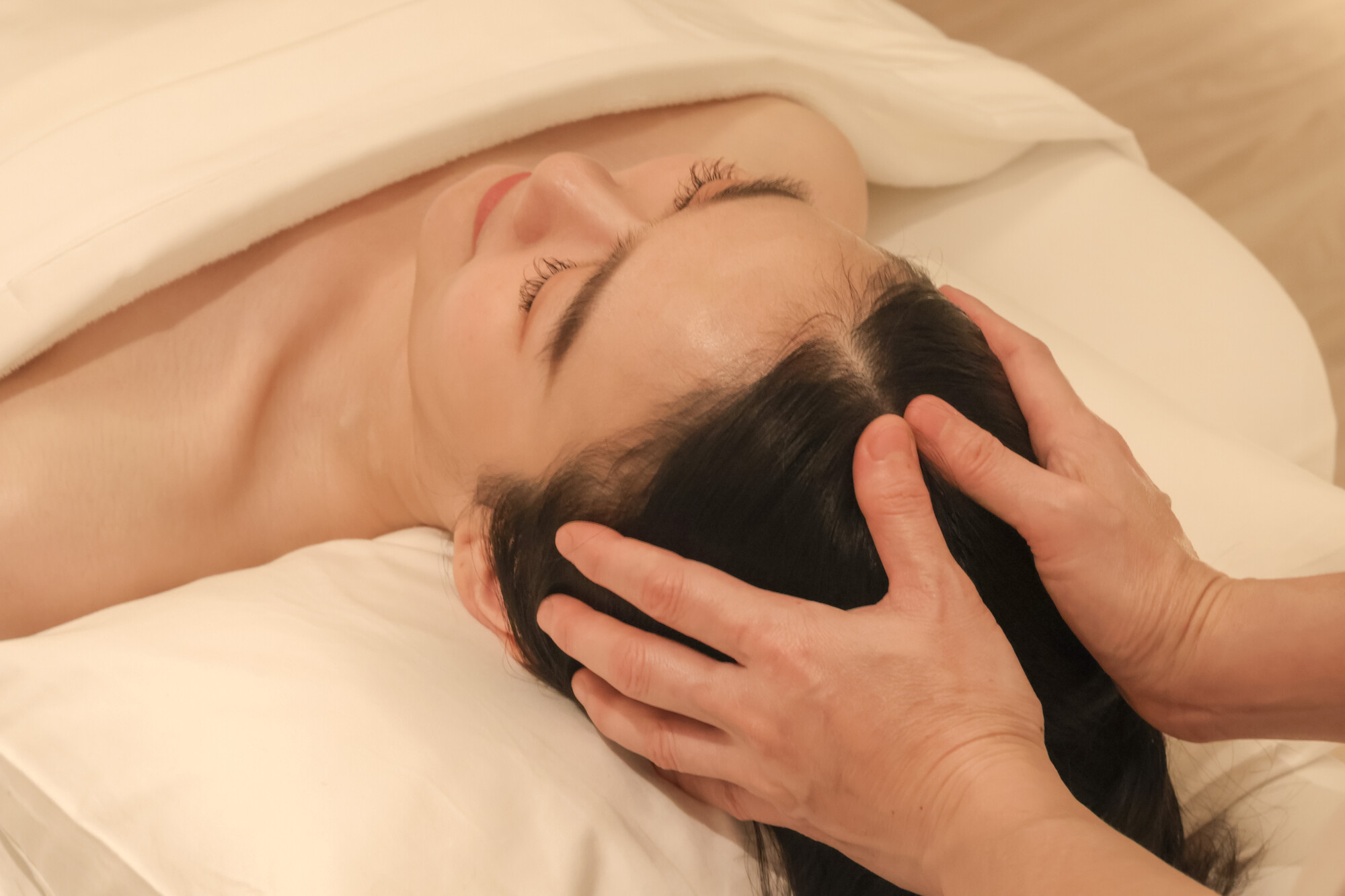 Read more about the article Where to Experience the Benefits of an Indian Head Massage