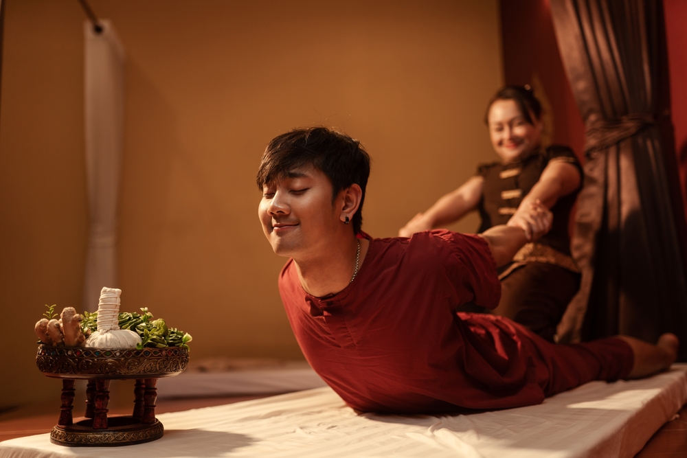 A man getting a deep tissue massage