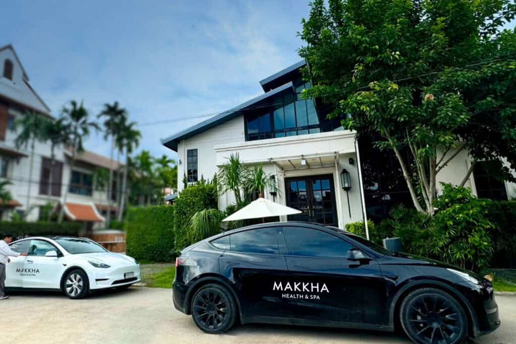 Makkha chiangmai free shuttle service new logo
