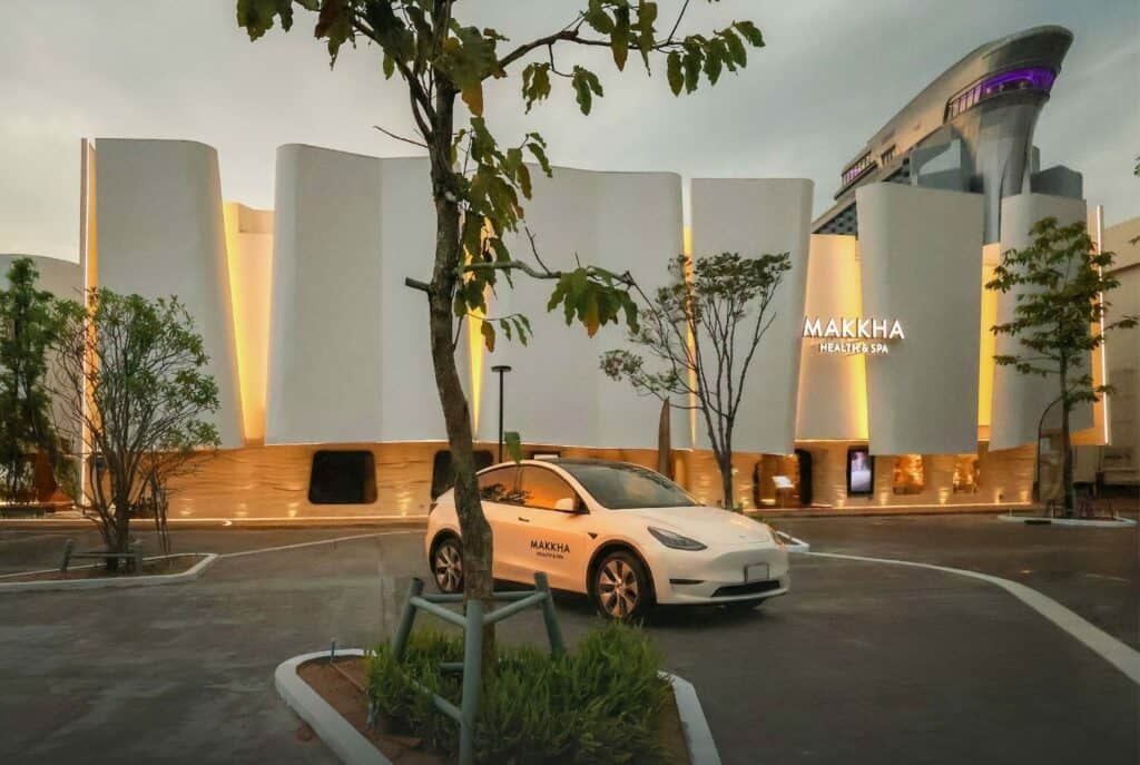 Makkha pattaya tesla