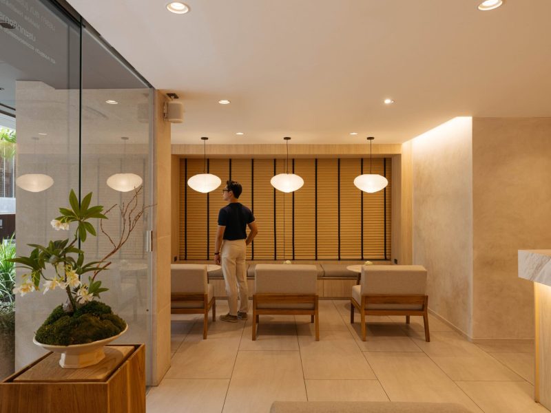 makkha bts asok bangkok branch lobby