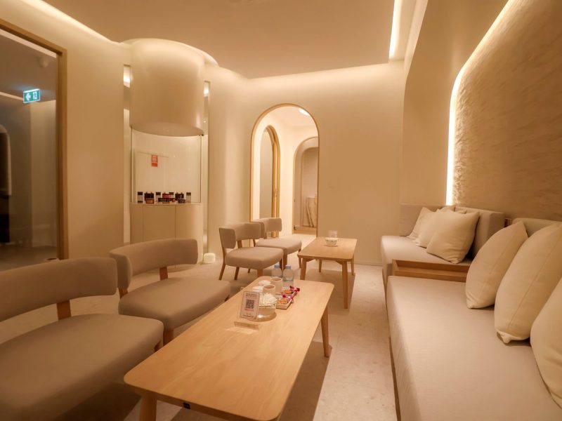 makkha spa ploenchit bangkok lobby